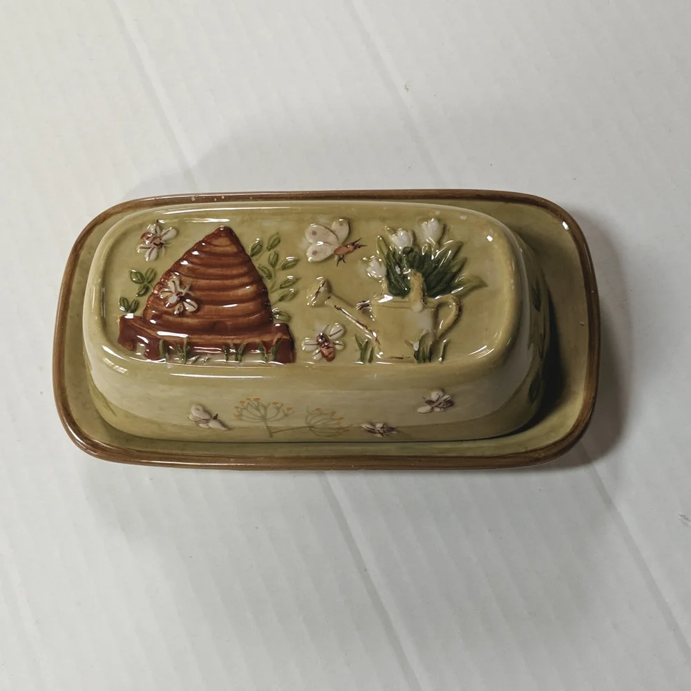 222 Fifth, primitive decor, butter dish
